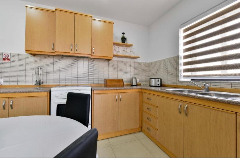 Sea View Apartment Birżebbuġa Buitenkant foto